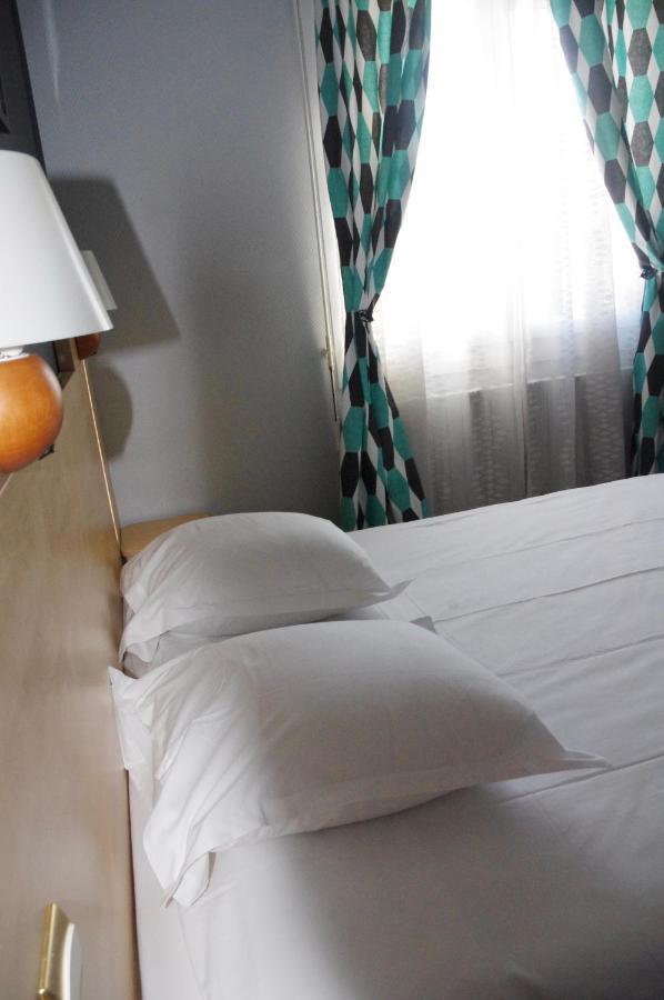 Hotel De Paris Barneville-Carteret Ngoại thất bức ảnh